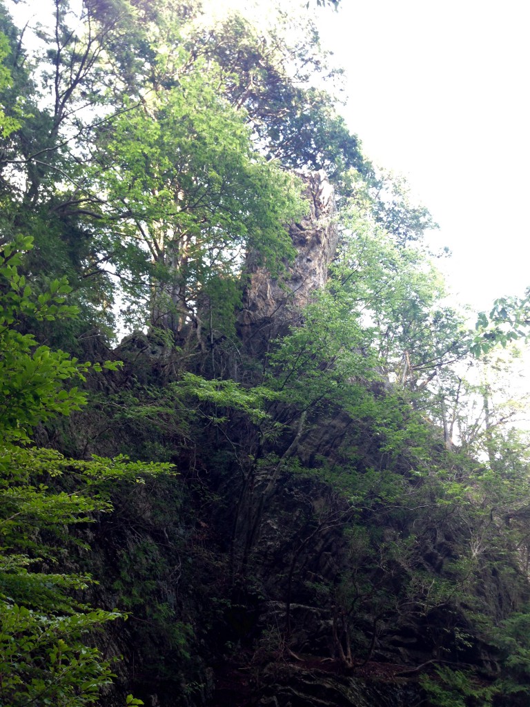 御岳山　天狗岩